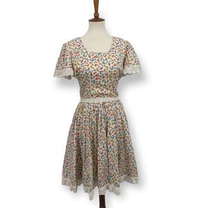 Vintage Novelty bird print 60's Flare Sleeve Fit & Flare midi dress